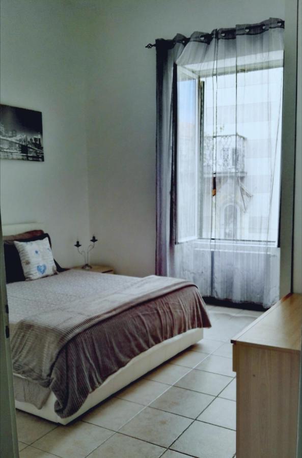 La Casa Sulla Piazzetta Apartment Албенга Екстериор снимка